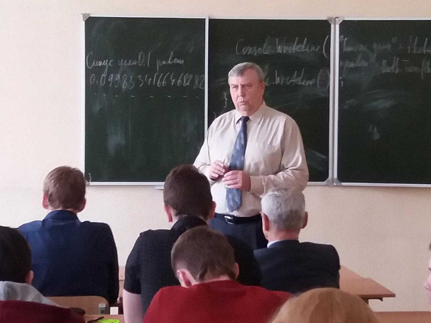 На машиностроительном факультете прошли лекции профессора, доктора физ.-мат. наук Буренина Анатолия Александровича
